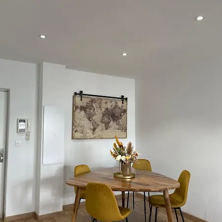 T2 Refait A Neuf Apartment *